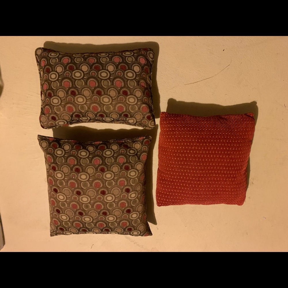 Decorative pillows